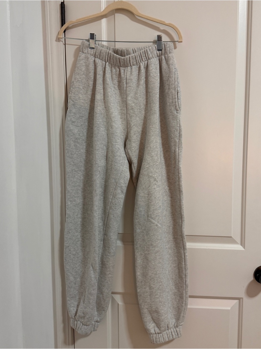 Brandy Melville Light Gray Sweatpants with Elastic Waist